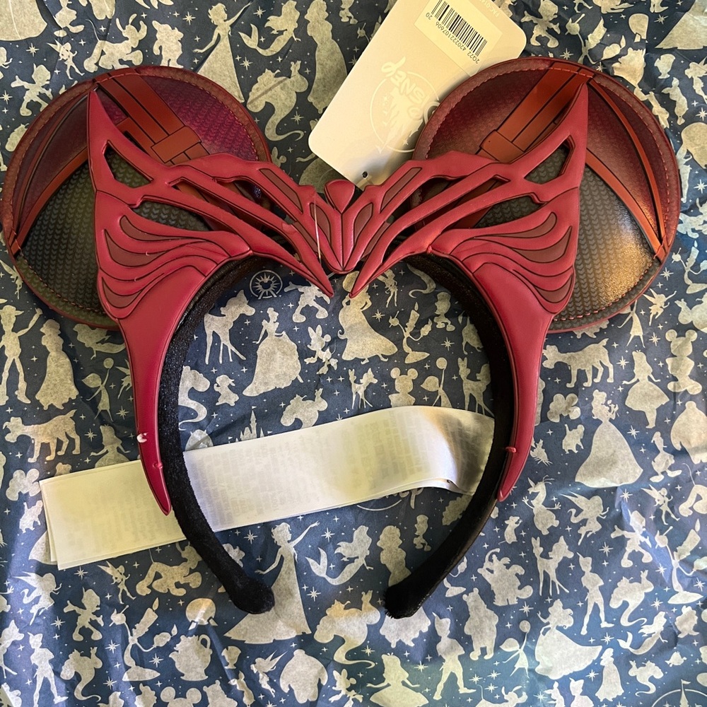 Wanda Disney ears